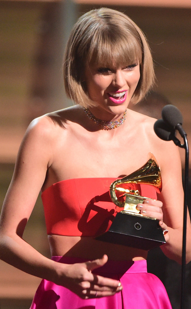 Taylor Swift Slams Kanye West During Acceptance Speech For Album Of The Year At Grammy Awards 2016 E Online